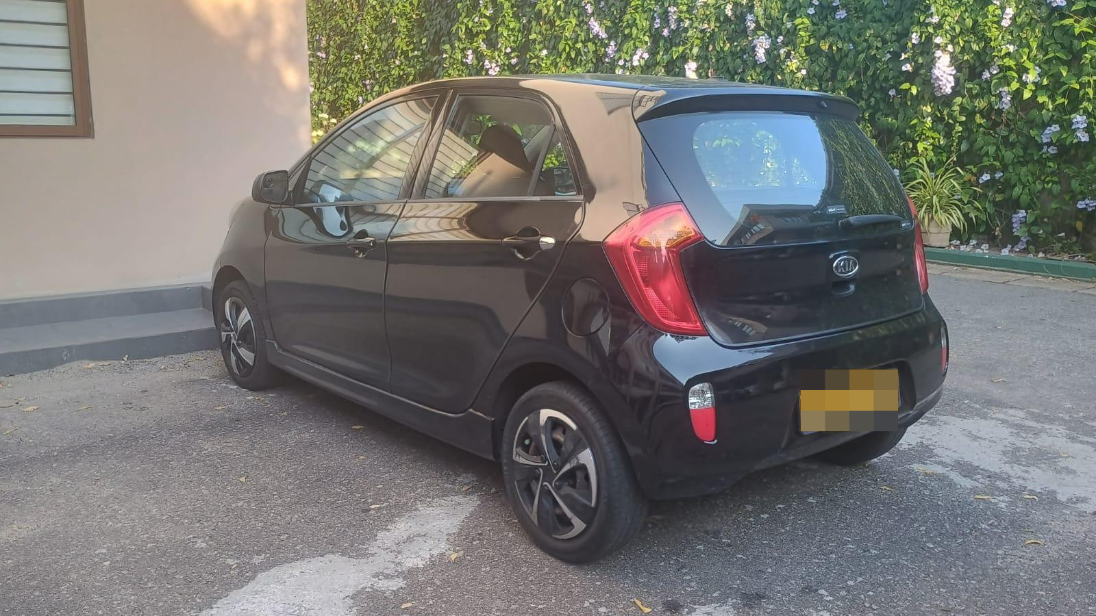 KIA Picanto 2011 - பயன்படுத்தப்பட்டது கார் sale in Sri Lanka - patpat.lk