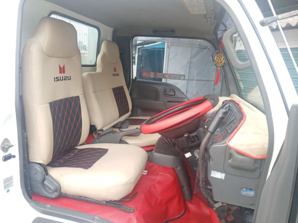 Isuzu NKR 1997 - Reconditioned Truck sale in Sri Lanka - patpat.lk