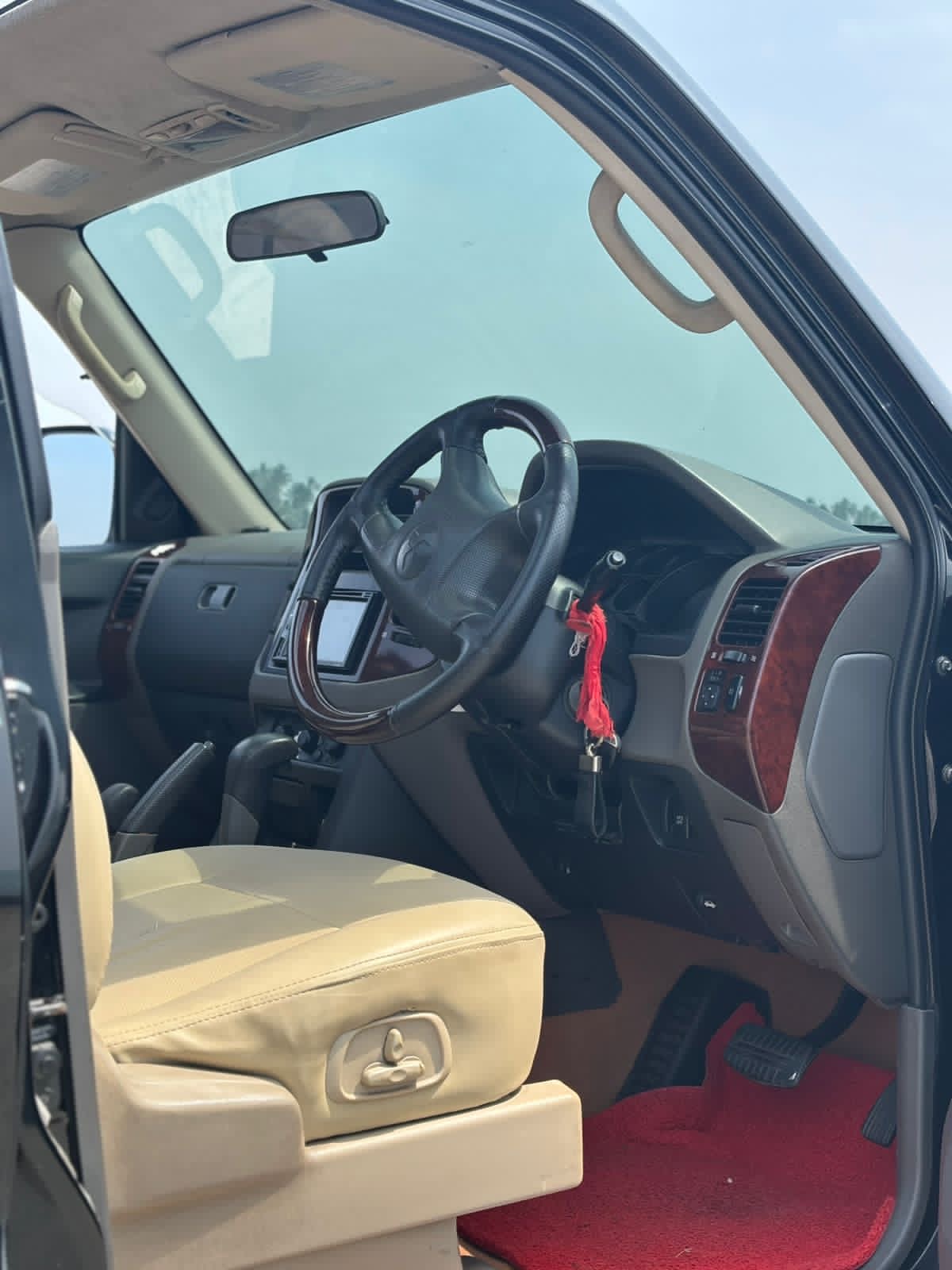 Mitsubishi Montero 2001 - பயன்படுத்தப்பட்டது SUV sale in Sri Lanka - patpat.lk