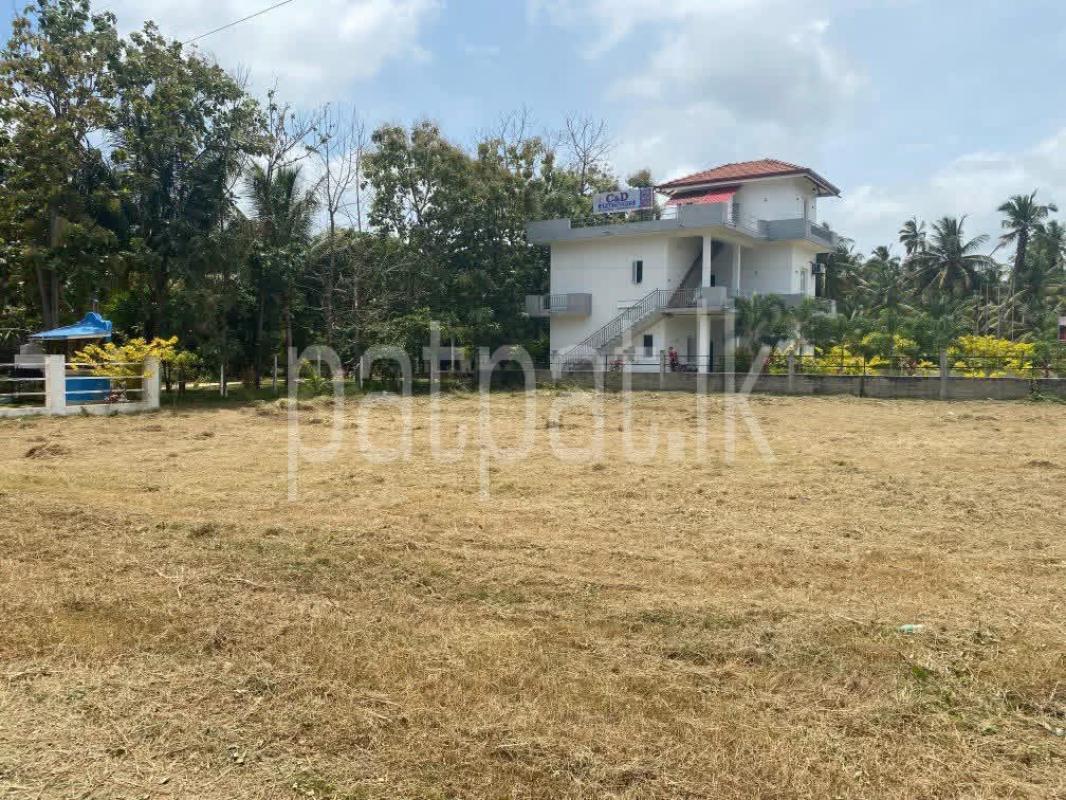 Residential Land for Sale in Marawila