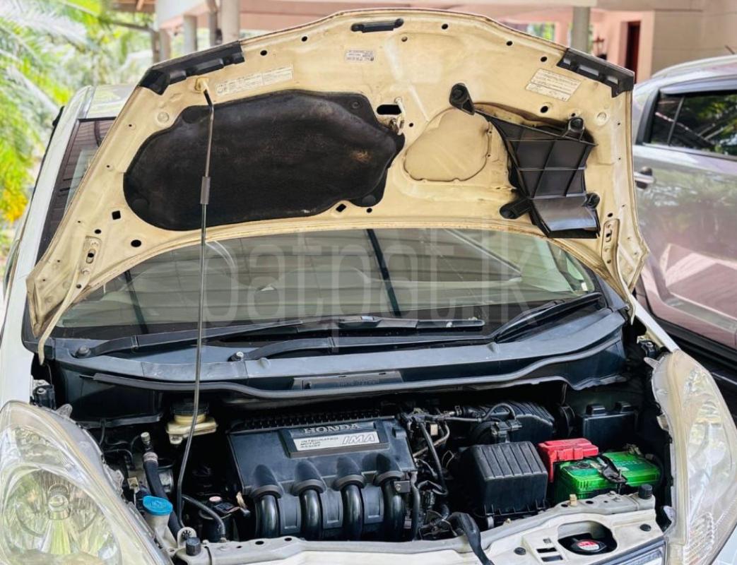 Advertisement image 4