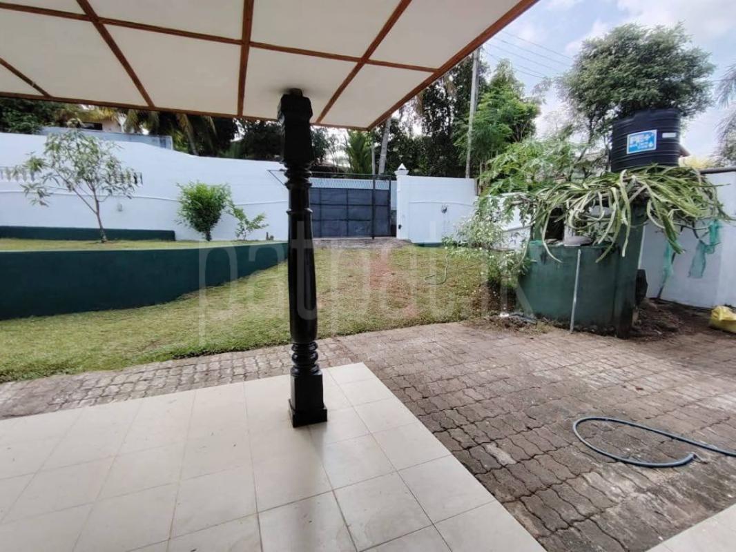 premium-listing-image