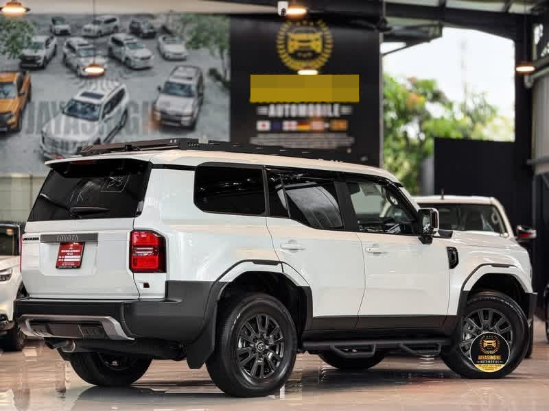 Toyota Land Cruiser Prado 2025 - சான்றளிக்கப்பட்டது SUV sale in Sri Lanka - patpat.lk