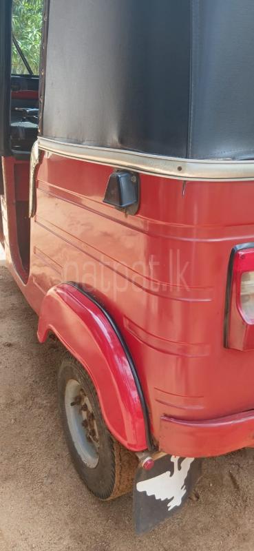 Bajaj Three Wheel 2018 - பயன்படுத்தப்பட்டது முச்சக்கர வண்டி sale in Sri Lanka - patpat.lk