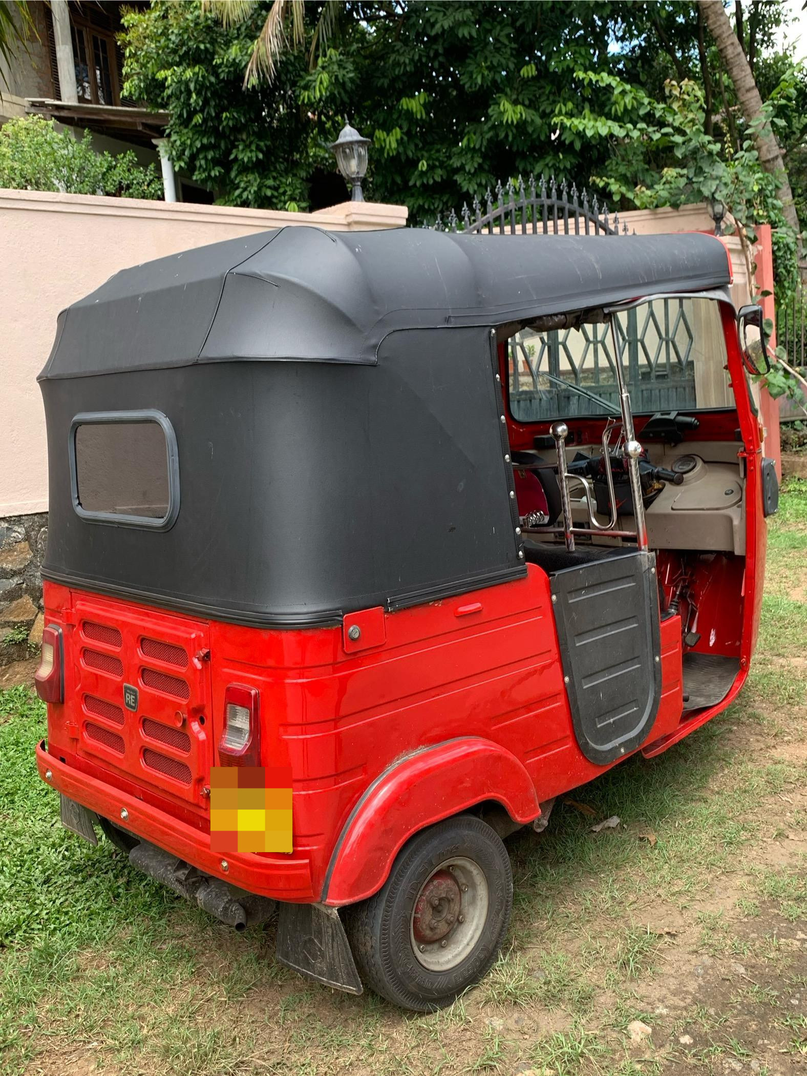 Bajaj Three Wheel 2016 - பயன்படுத்தப்பட்டது முச்சக்கர வண்டி sale in Sri Lanka - patpat.lk