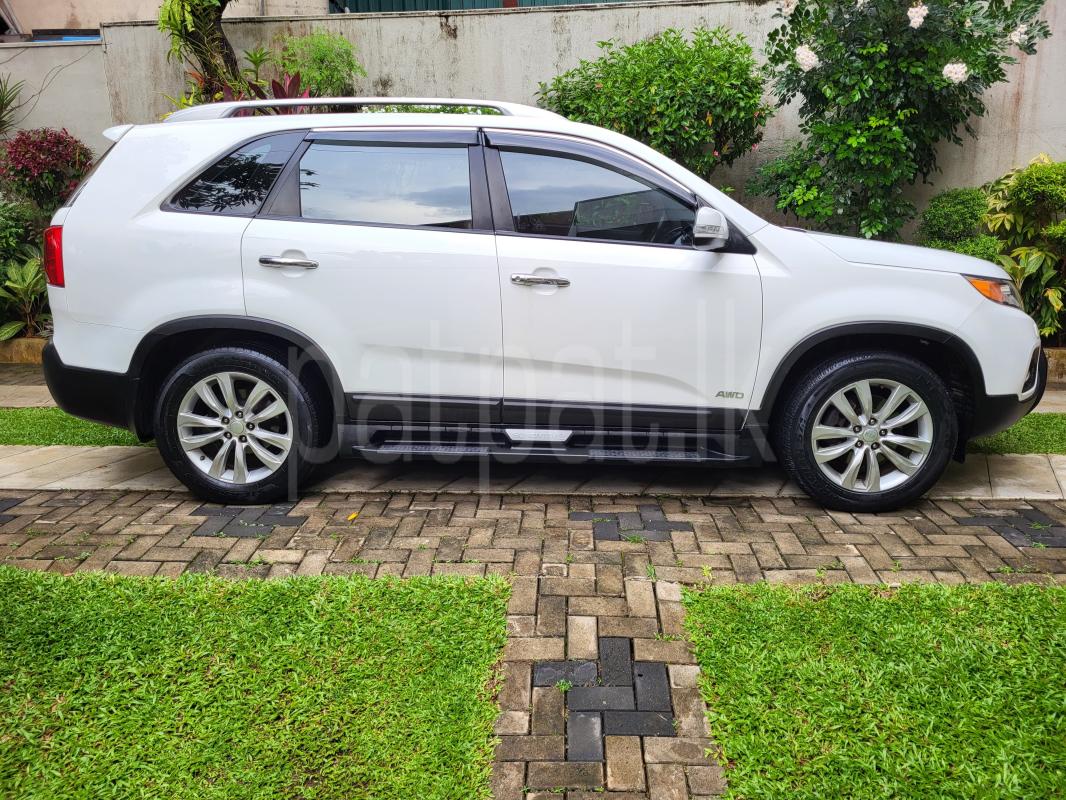 KIA Sorento 2012 - பயன்படுத்தப்பட்டது SUV sale in Sri Lanka - patpat.lk