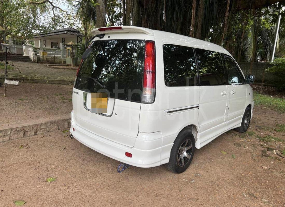 Advertisement image 3