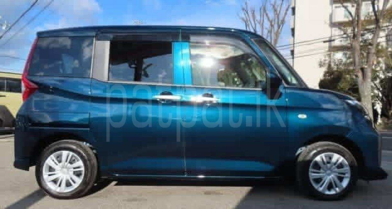 Toyota Roomy 2025 - சான்றளிக்கப்பட்டது வேன் sale in Sri Lanka - patpat.lk