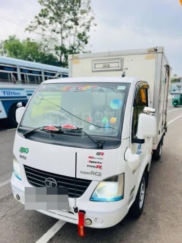 Advertisement image 1