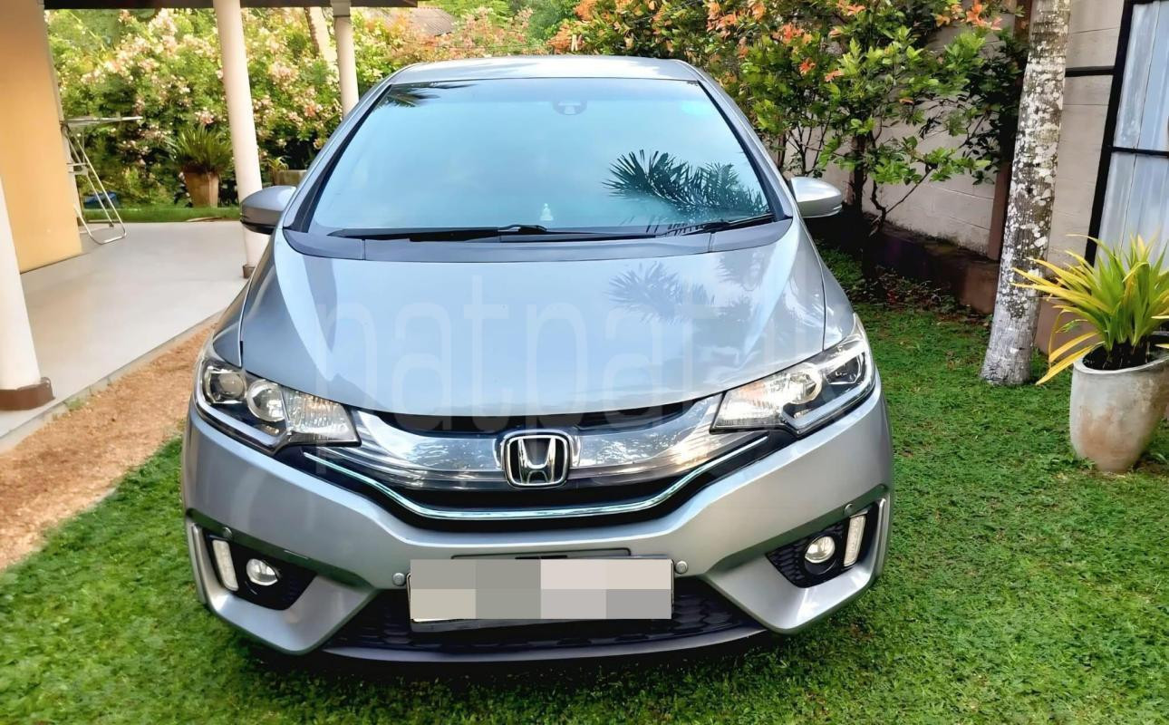 Honda Fit 2013 - பயன்படுத்தப்பட்டது கார் sale in Sri Lanka - patpat.lk