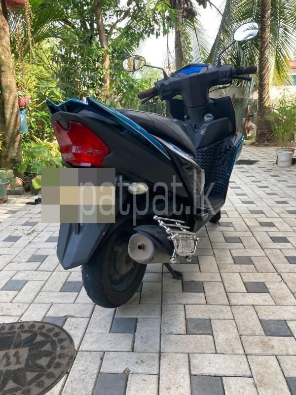 Advertisement image 4