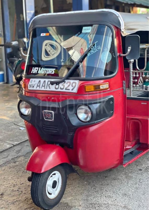 Bajaj Three Wheel 2014 - பயன்படுத்தப்பட்டது முச்சக்கர வண்டி sale in Sri Lanka - patpat.lk