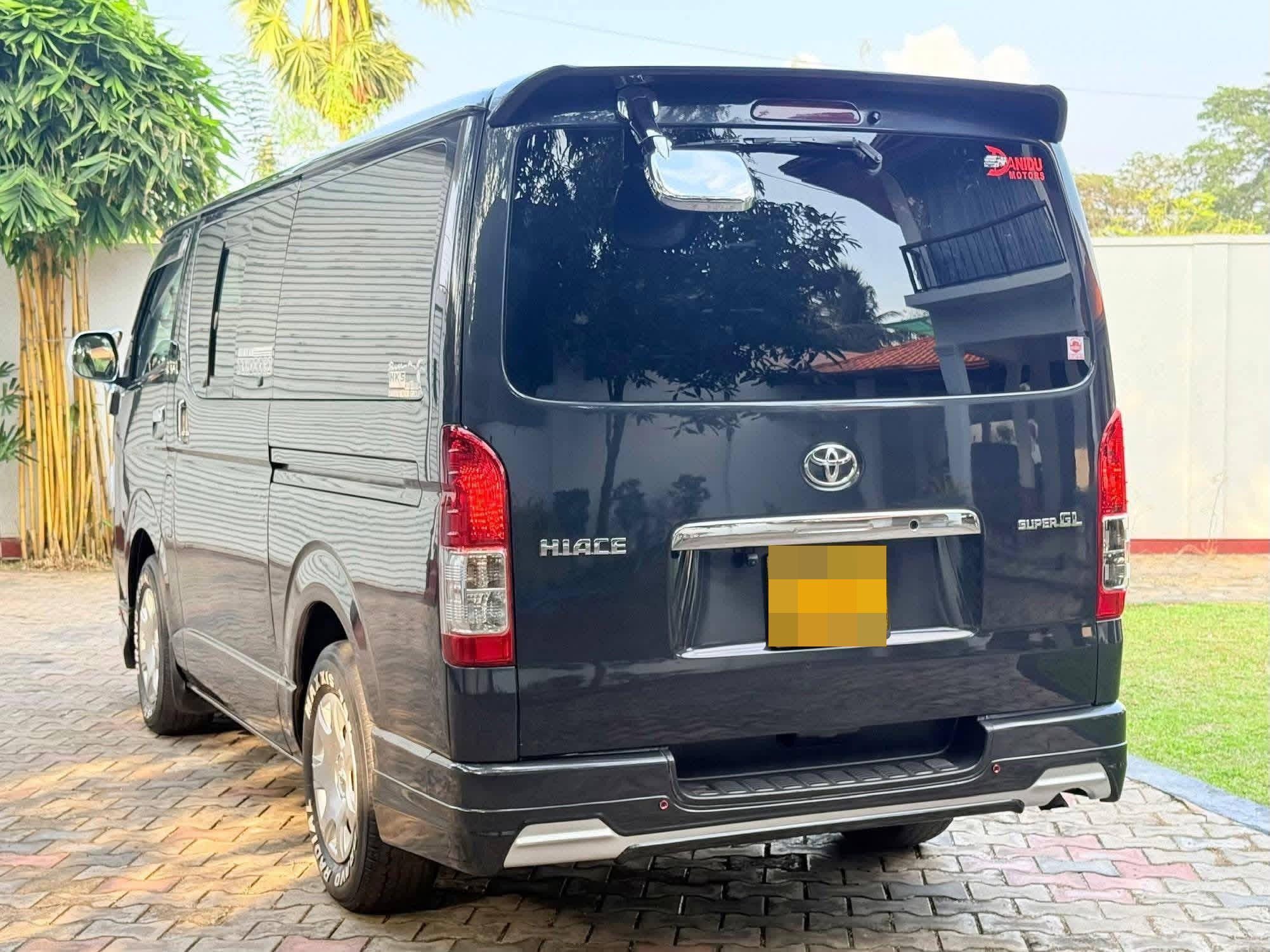 Toyota Super GL 2005 - Used Van sale in Sri Lanka - patpat.lk