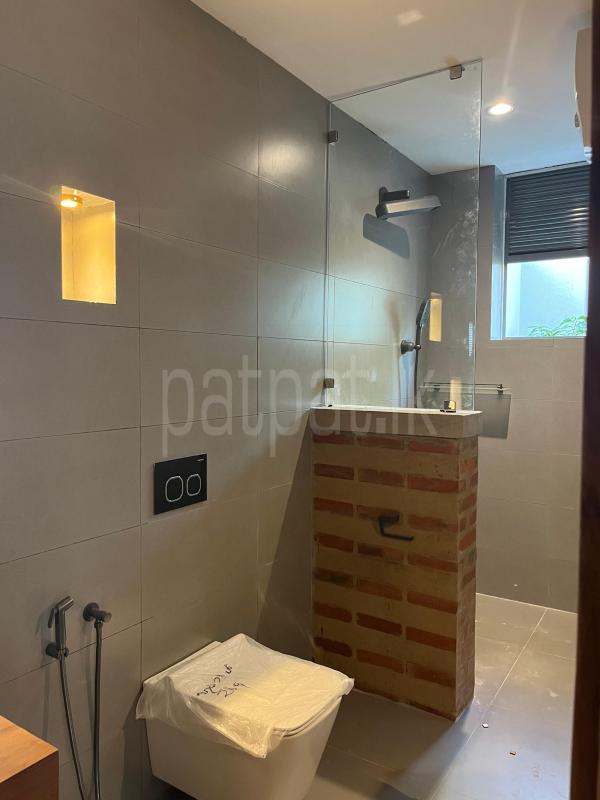 Advertisement image 7