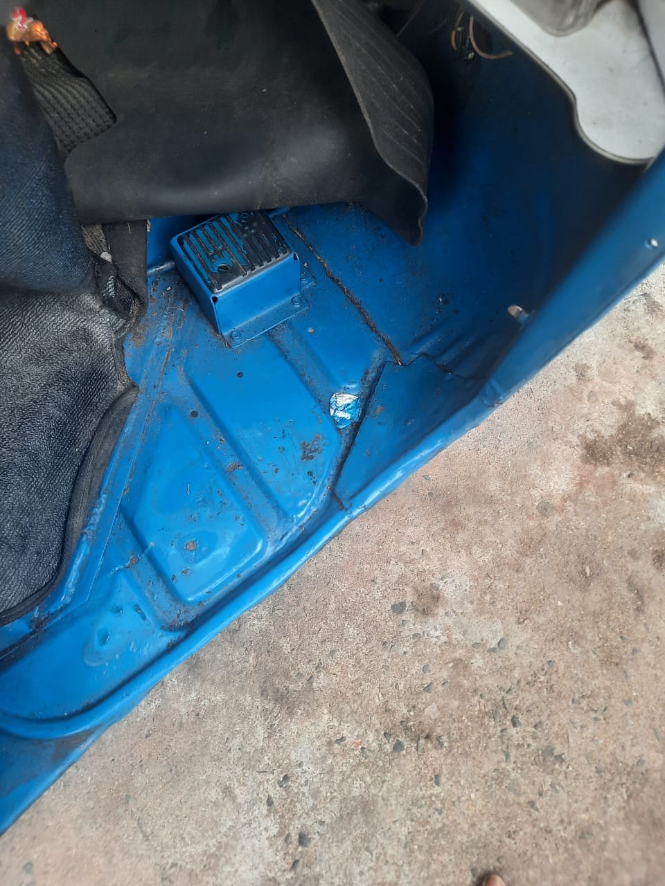 Bajaj Three Wheel 2006 - பயன்படுத்தப்பட்டது முச்சக்கர வண்டி sale in Sri Lanka - patpat.lk