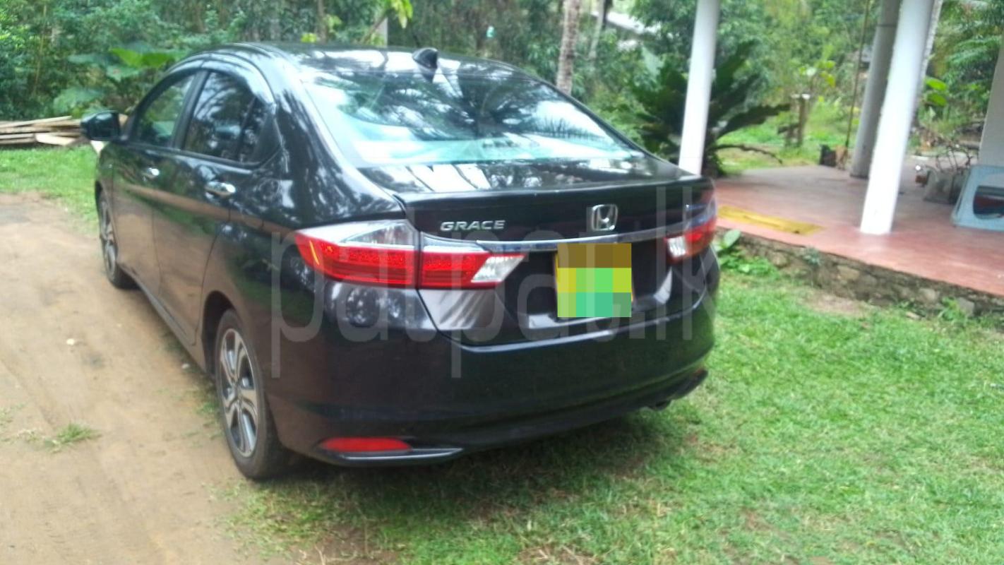 Honda Grace 2014 - Used Car sale in Sri Lanka - patpat.lk
