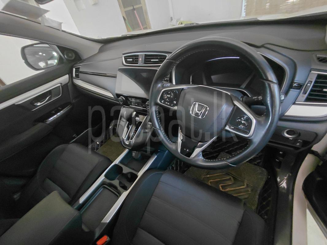 Honda CRV 2018 - பயன்படுத்தப்பட்டது SUV sale in Sri Lanka - patpat.lk