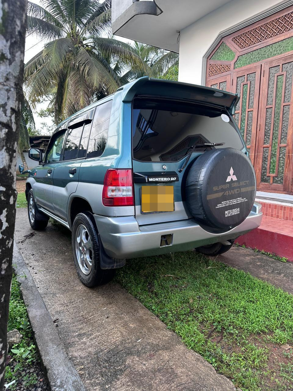 Mitsubishi Pajero IO 1999 - Used SUV sale in Sri Lanka - patpat.lk