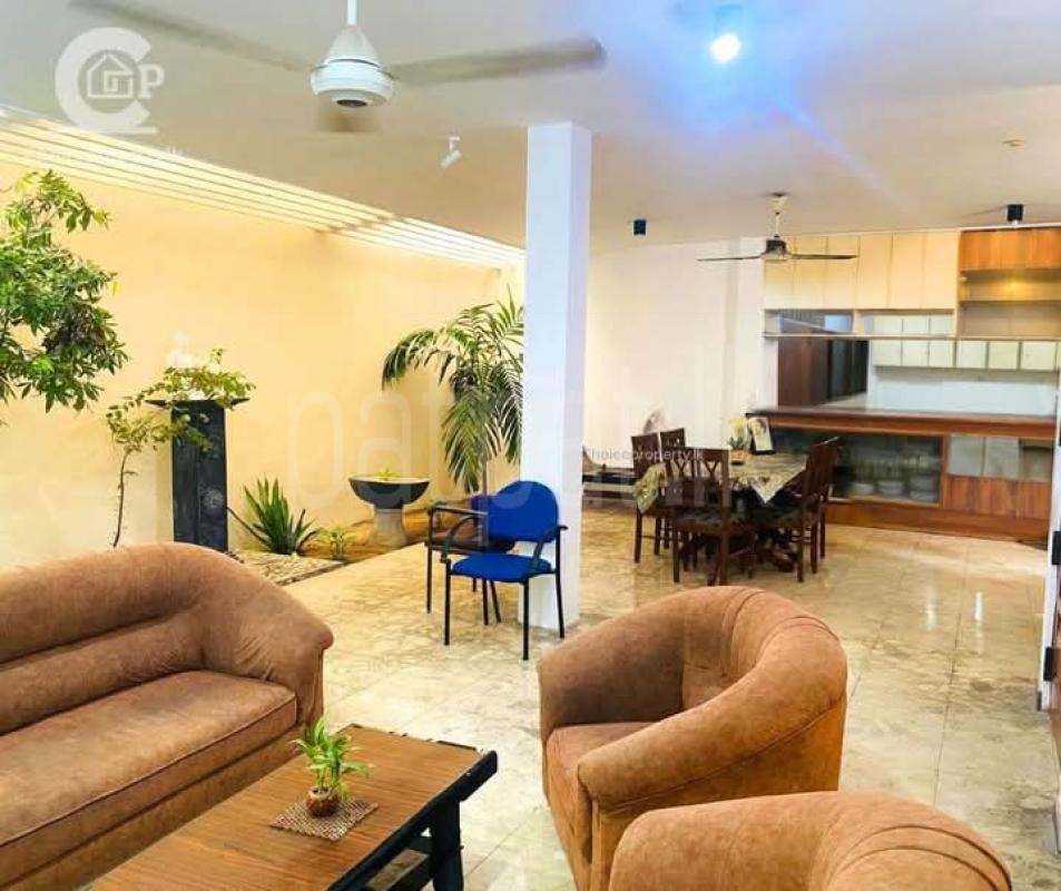 House for Sale in Kollupitiya (Colombo 03)