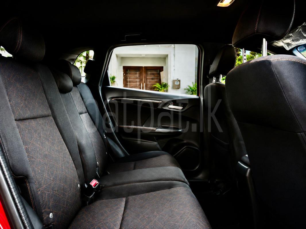 Honda Fit 2015 - பயன்படுத்தப்பட்டது கார் sale in Sri Lanka - patpat.lk
