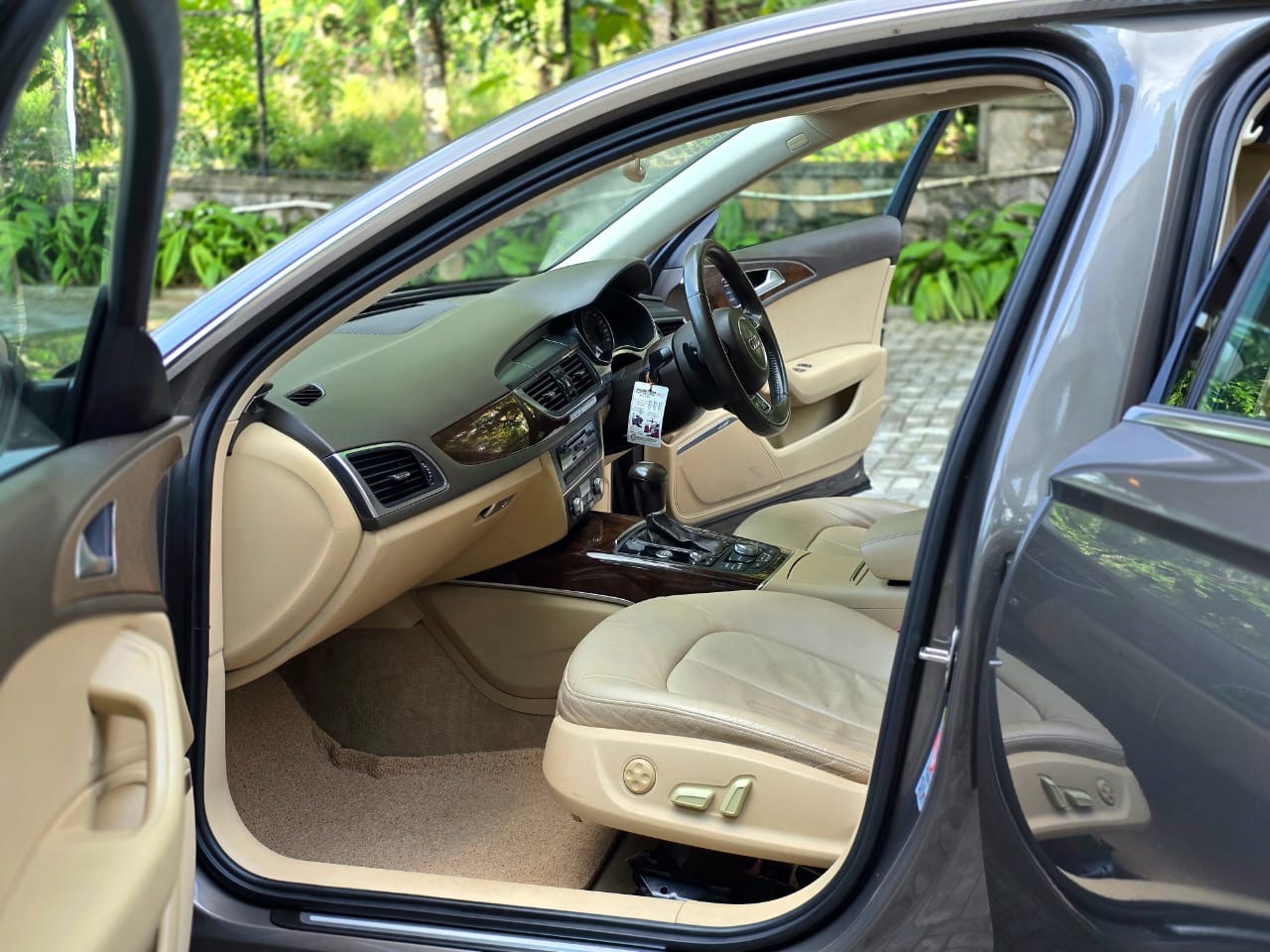 Audi A6 2012 - மறுசீரமைக்கப்பட்டது கார் sale in Sri Lanka - patpat.lk