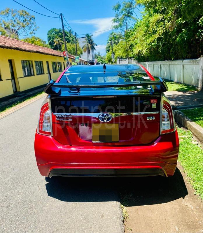 Toyota Prius 2012 - Used Car sale in Sri Lanka - patpat.lk