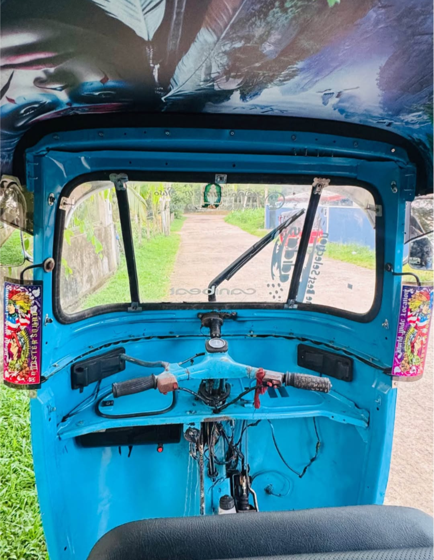Bajaj Three Wheel 2005 - பயன்படுத்தப்பட்டது முச்சக்கர வண்டி sale in Sri Lanka - patpat.lk