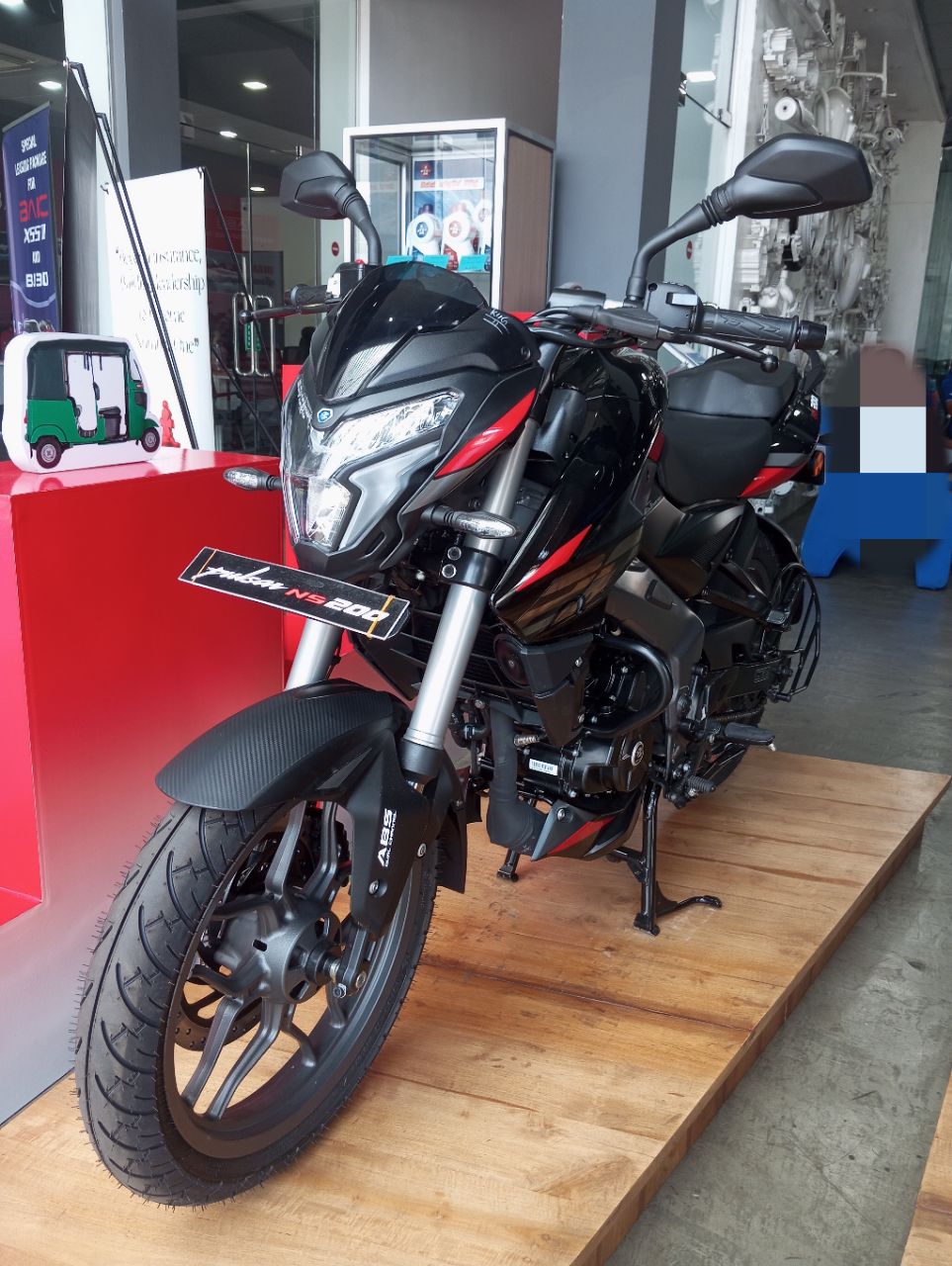 Bajaj Pulsar 2025 - Brand New Bike sale in Sri Lanka - patpat.lk