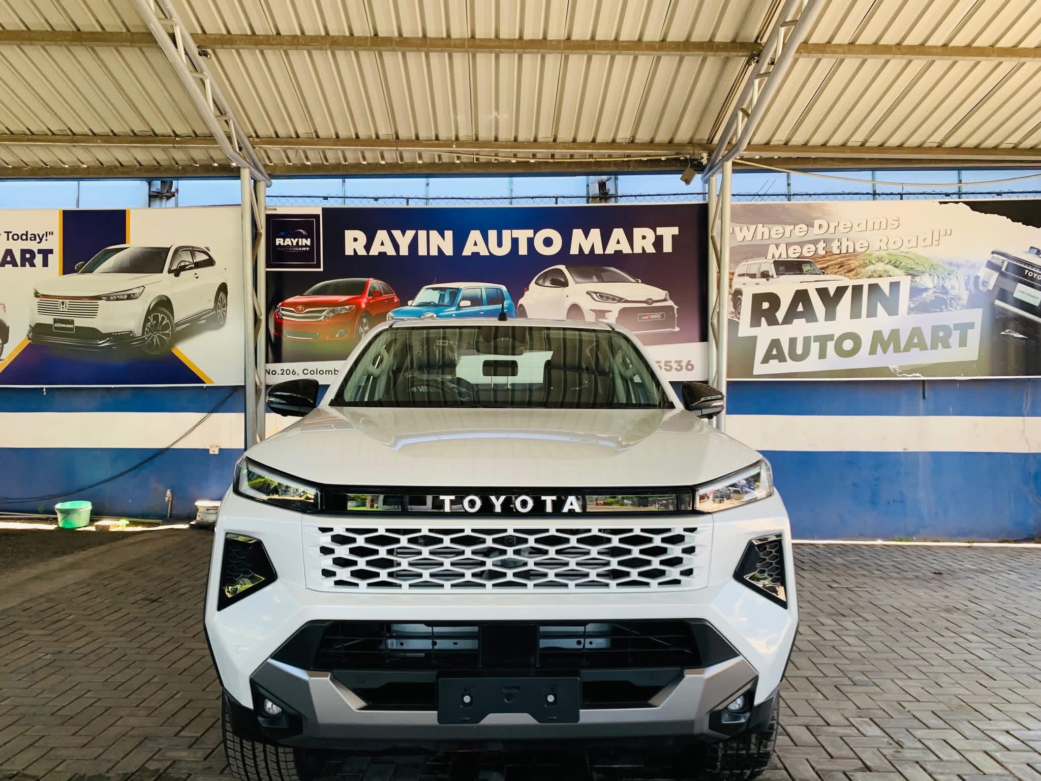 Toyota Hilux 2025 - Brand New Pick-up  sale in Sri Lanka - patpat.lk