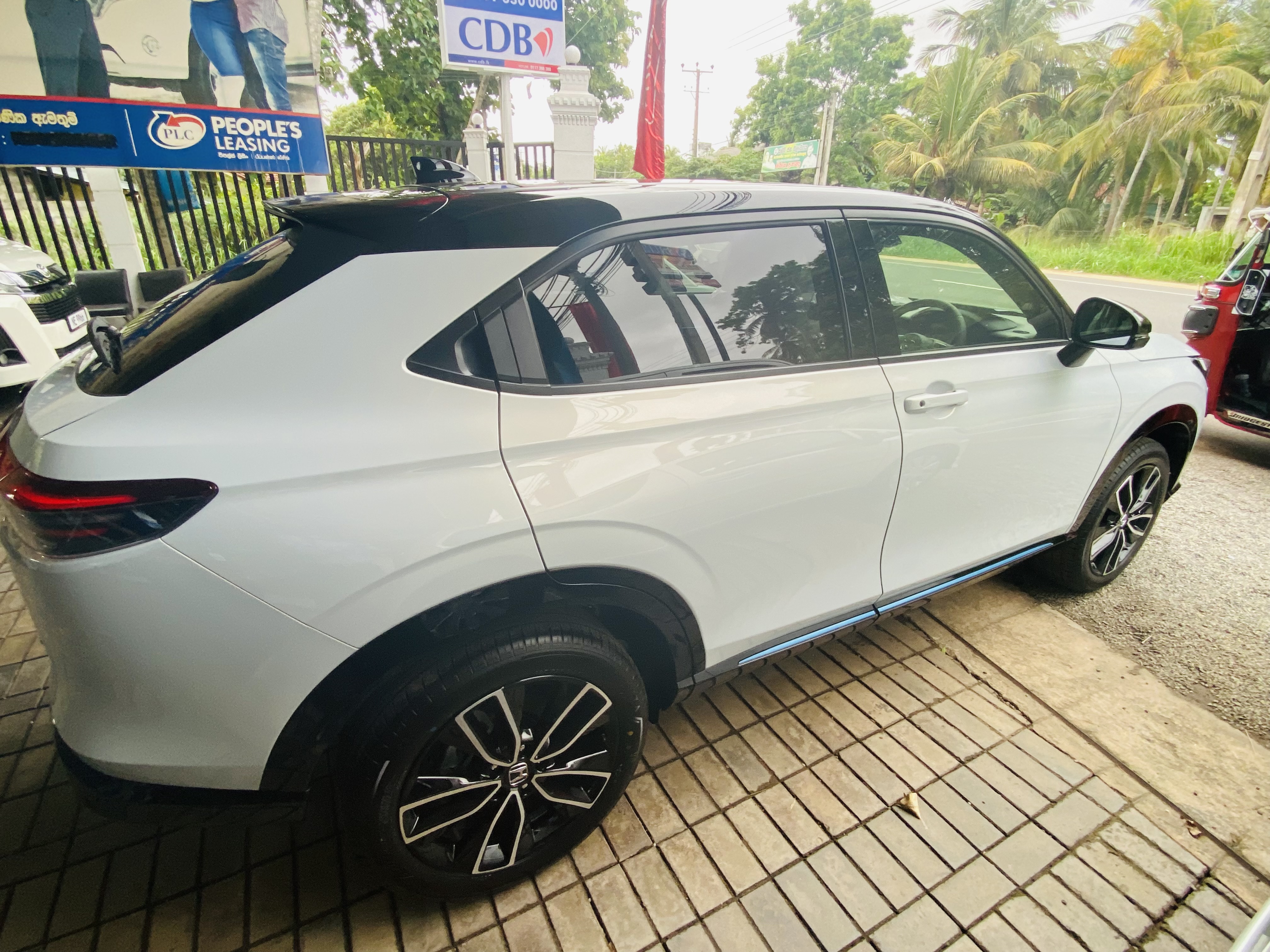 Honda Vezel 2025 - சான்றளிக்கப்பட்டது SUV sale in Sri Lanka - patpat.lk