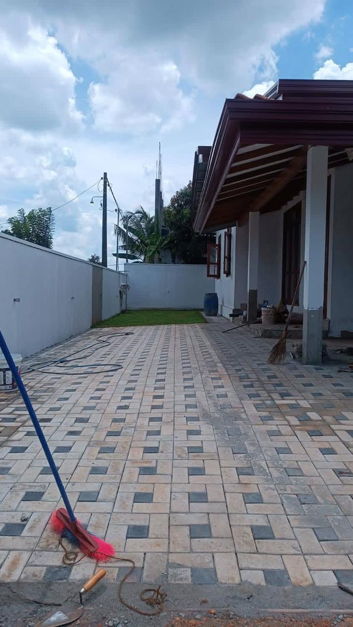 House for Sale in Gonapola Junction