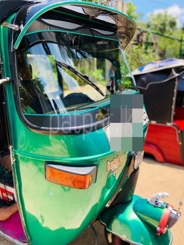 Bajaj Three Wheel 2004 - பயன்படுத்தப்பட்டது முச்சக்கர வண்டி sale in Sri Lanka - patpat.lk