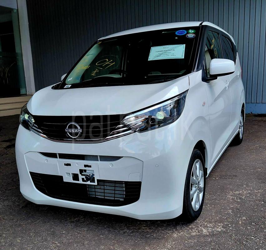 Nissan Dayz 2023 - Reconditioned Car sale in Sri Lanka - patpat.lk
