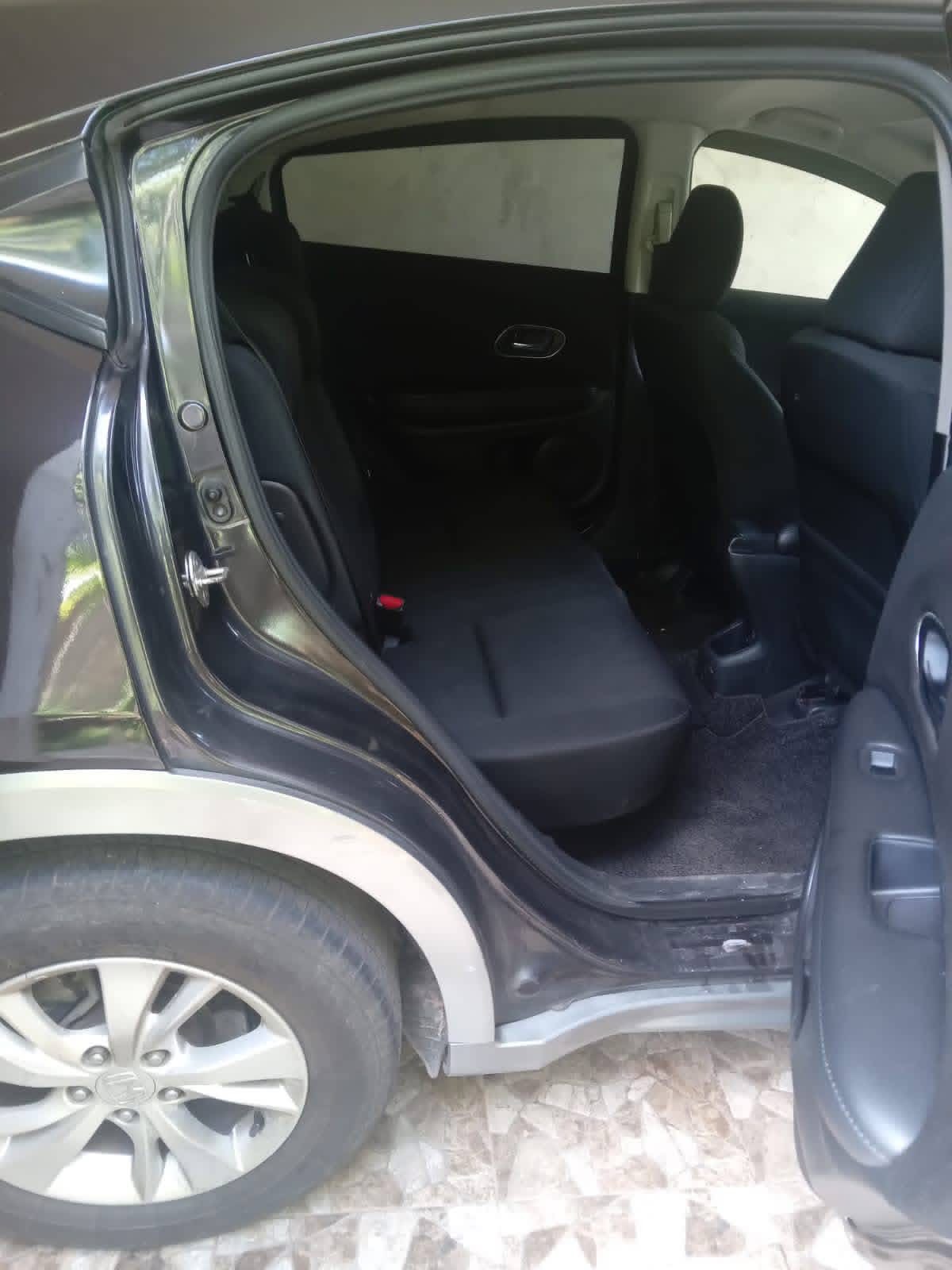 Honda Vezel 2014 - பயன்படுத்தப்பட்டது SUV sale in Sri Lanka - patpat.lk