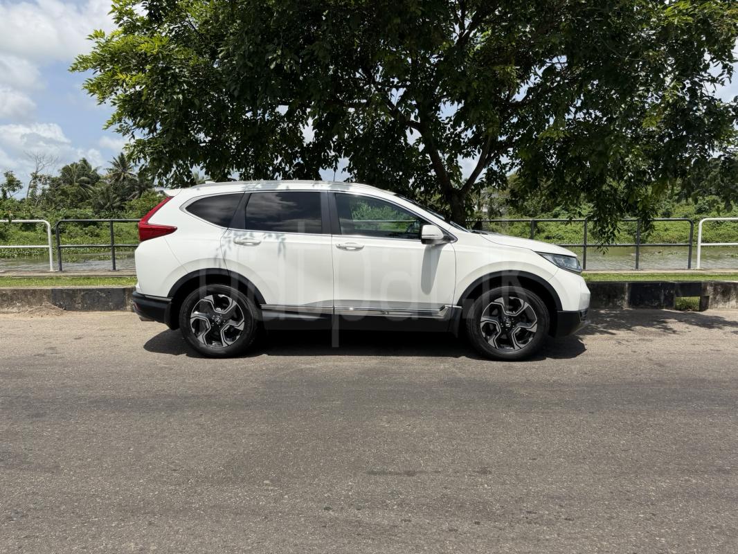 Honda CR V 2018 - பயன்படுத்தப்பட்டது SUV sale in Sri Lanka - patpat.lk