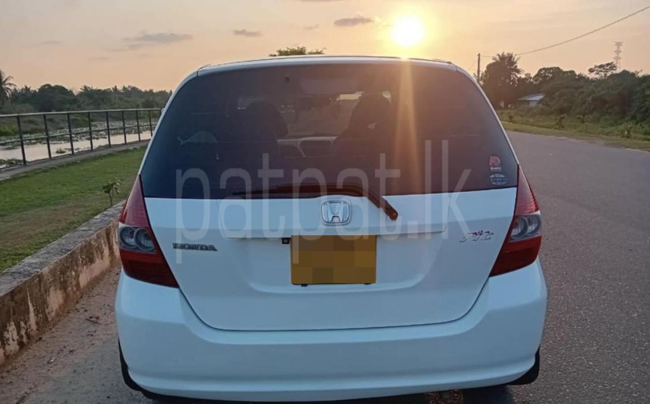 Honda Fit 2003 - பயன்படுத்தப்பட்டது கார் sale in Sri Lanka - patpat.lk