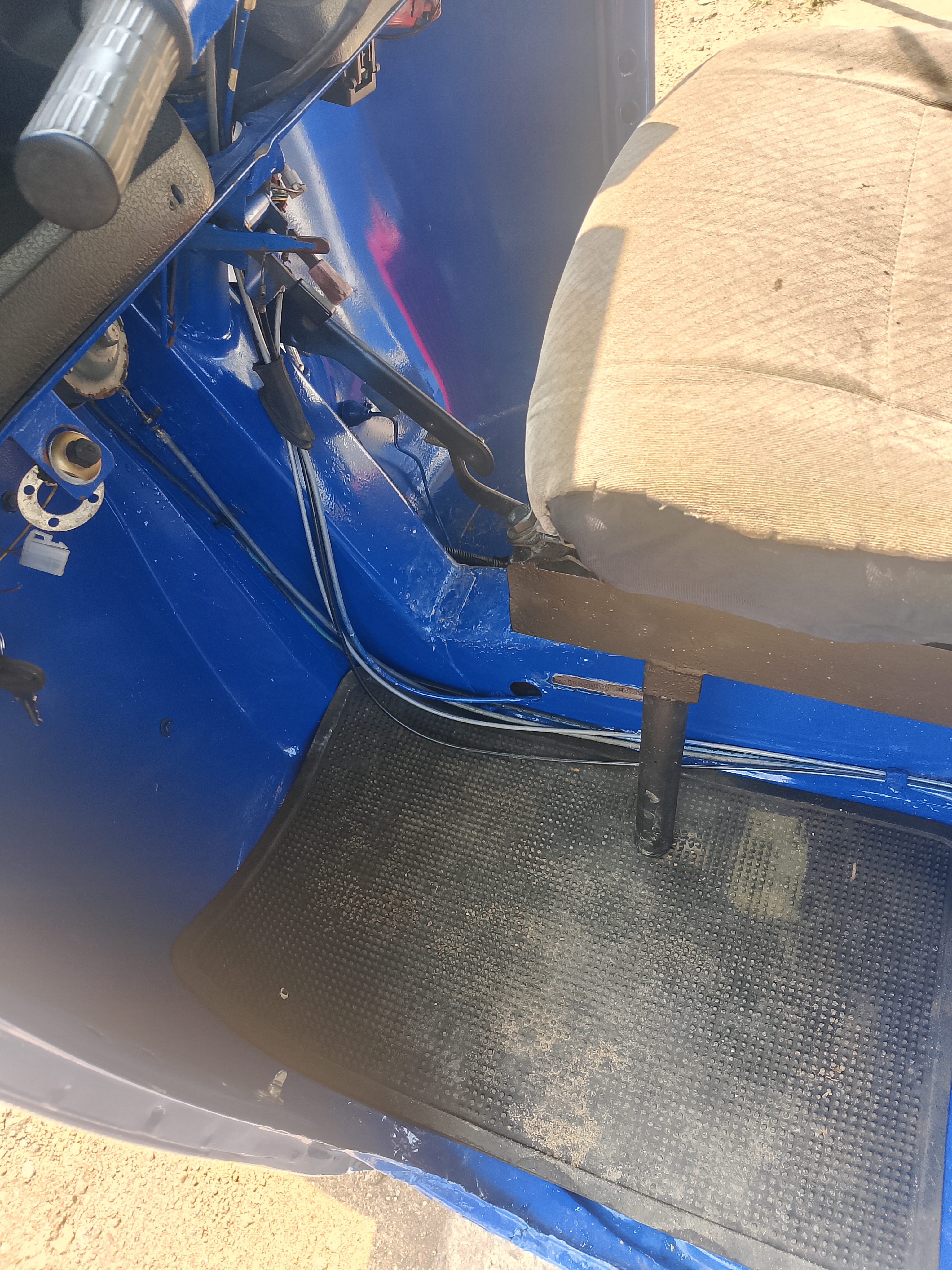 Piaggio Three Wheel 2011 - භාවිතා කරන ලද ත්‍රිරෝද රථය sale in Sri Lanka - patpat.lk