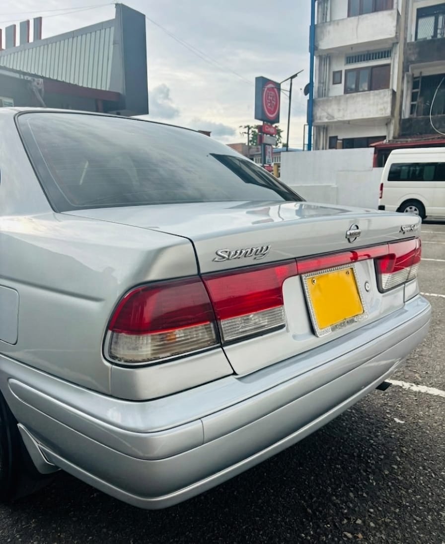Nissan Sunny 1999 - பயன்படுத்தப்பட்டது கார் sale in Sri Lanka - patpat.lk