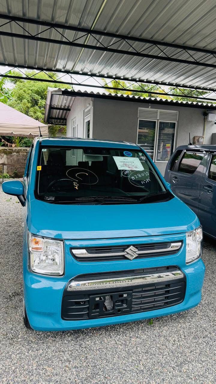 Suzuki Wagon R 2024 ads-image-1