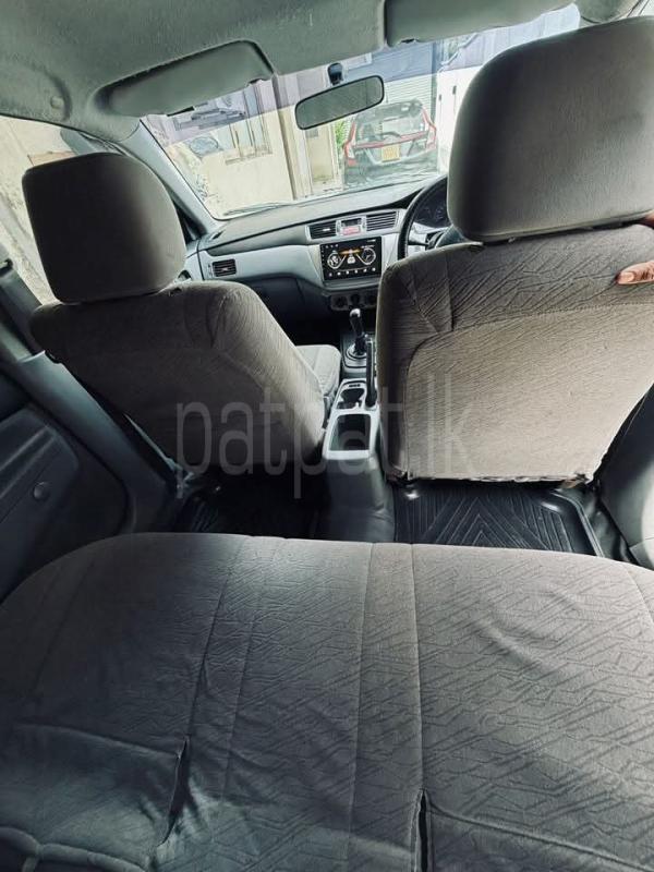 Advertisement image 6