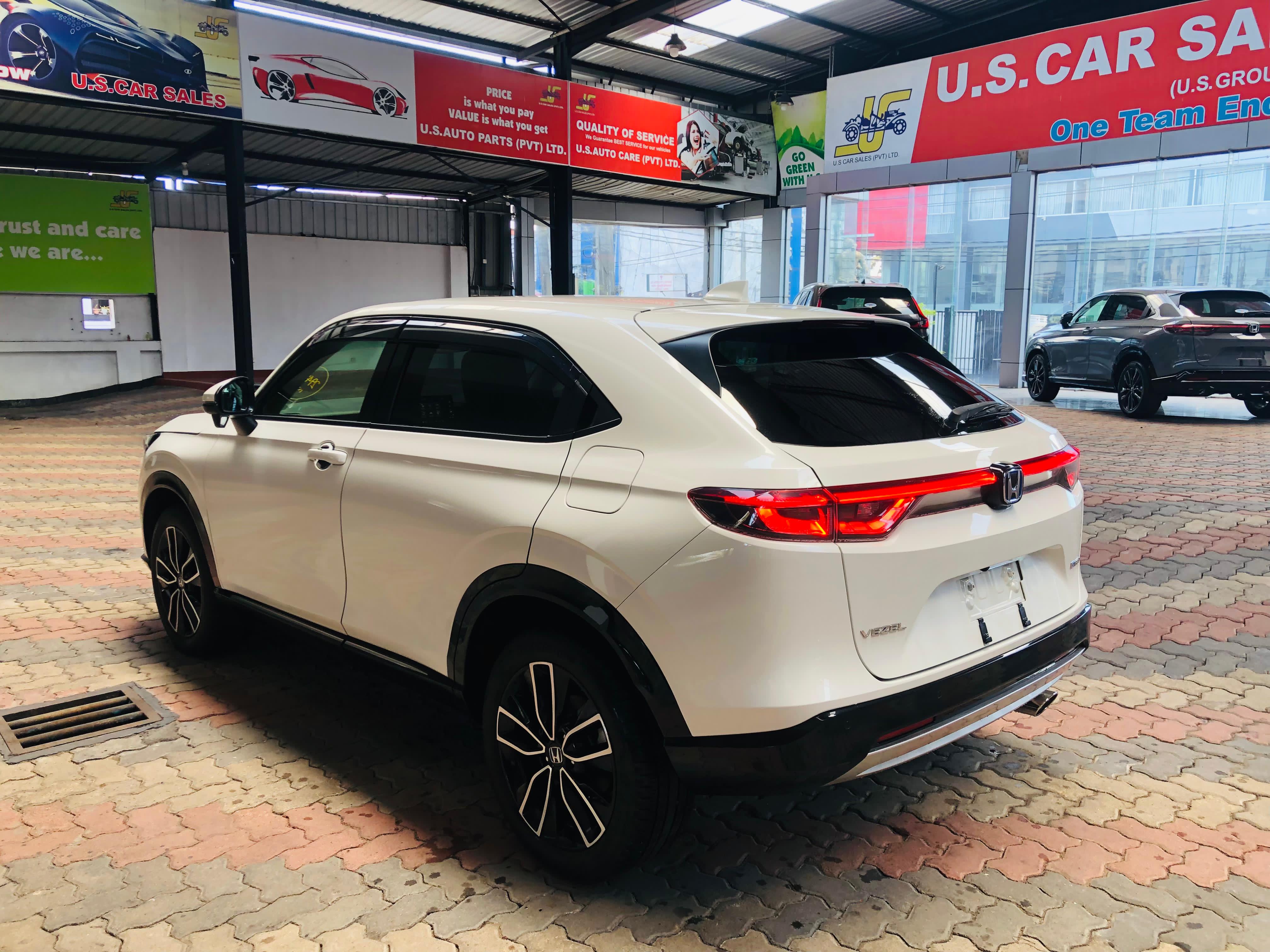 Honda Vezel 2024 - சான்றளிக்கப்பட்டது SUV sale in Sri Lanka - patpat.lk