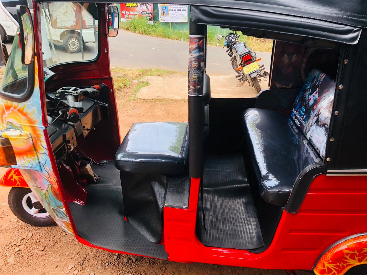 Bajaj Three Wheel 2011 - Used Three wheeler sale in Sri Lanka - patpat.lk