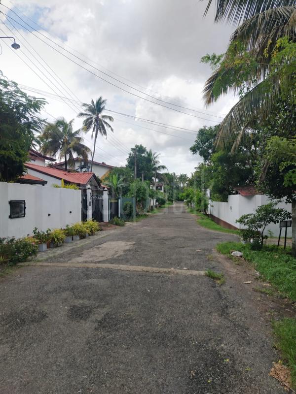 Residential Land for Sale in Kadawatha