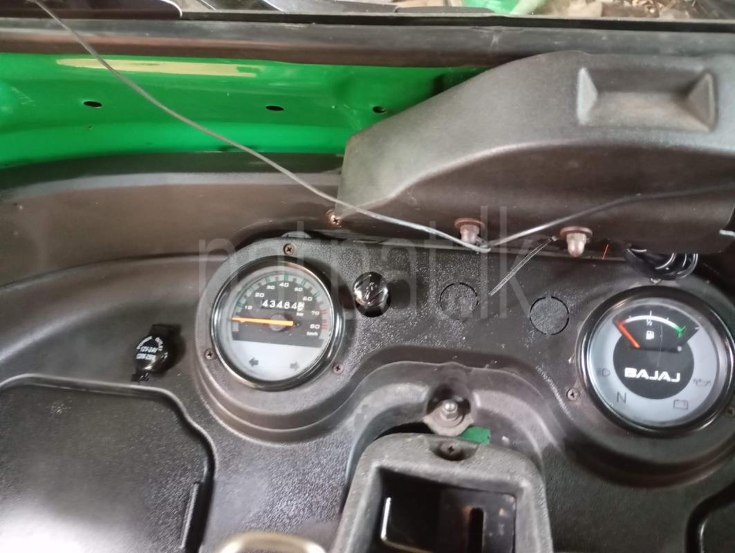 Bajaj 4 stroke 2018 - Used Three wheeler sale in Sri Lanka - patpat.lk