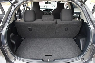 Toyota Vitz 2018 - භාවිතා කරන ලද කාර් sale in Sri Lanka - patpat.lk