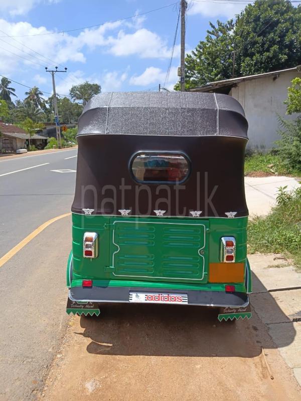 Bajaj 2 stroke 2006 - භාවිතා කරන ලද ත්‍රිරෝද රථය sale in Sri Lanka - patpat.lk