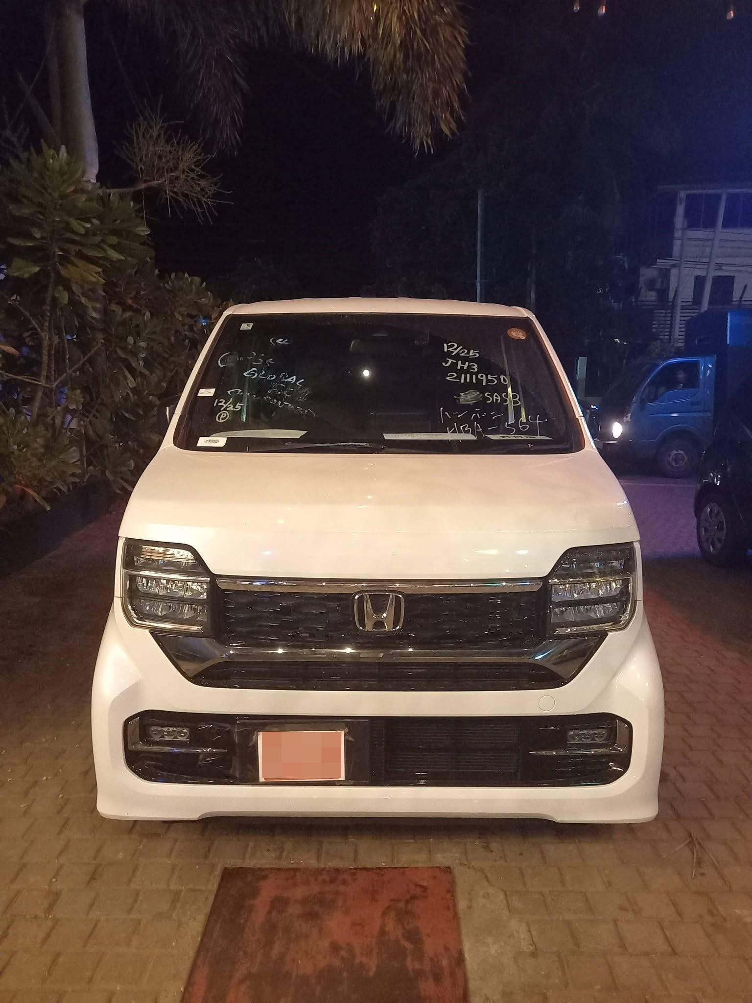 Honda N WGN 2023 ads-image-1