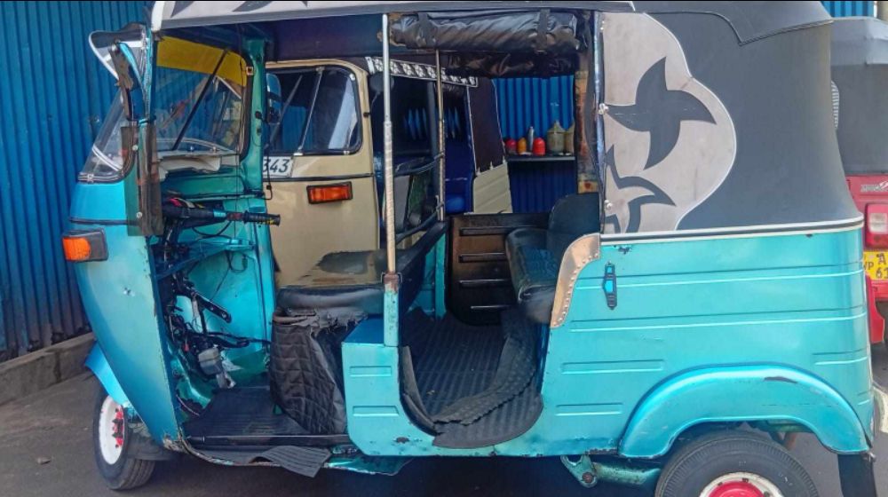 Bajaj Three Wheel 2006 - Used Three wheeler sale in Sri Lanka - patpat.lk