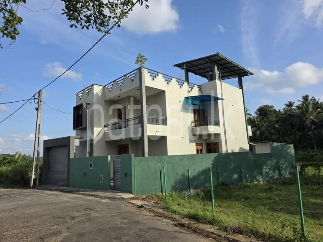 Advertisement image 1