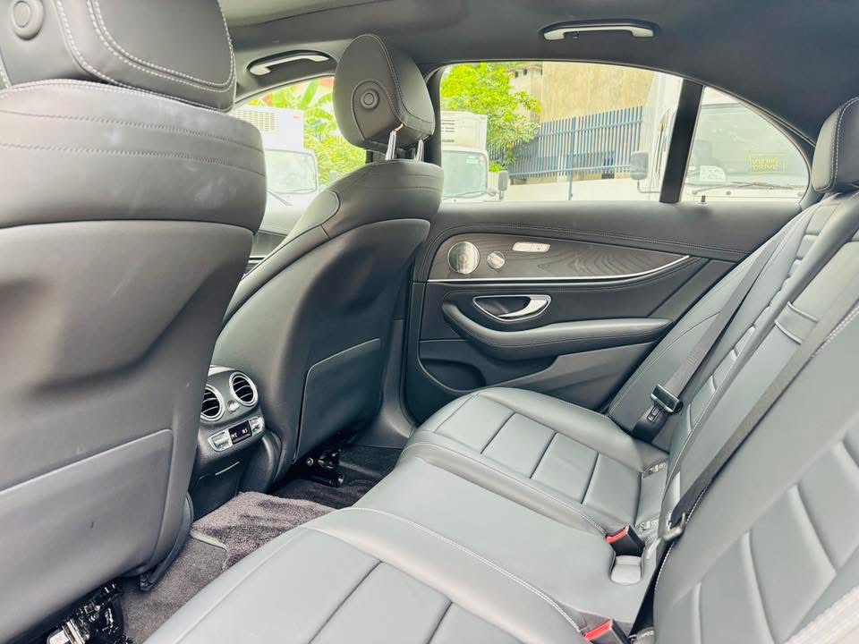 Mercedes Benz E200 2023 - சான்றளிக்கப்பட்டது கார் sale in Sri Lanka - patpat.lk